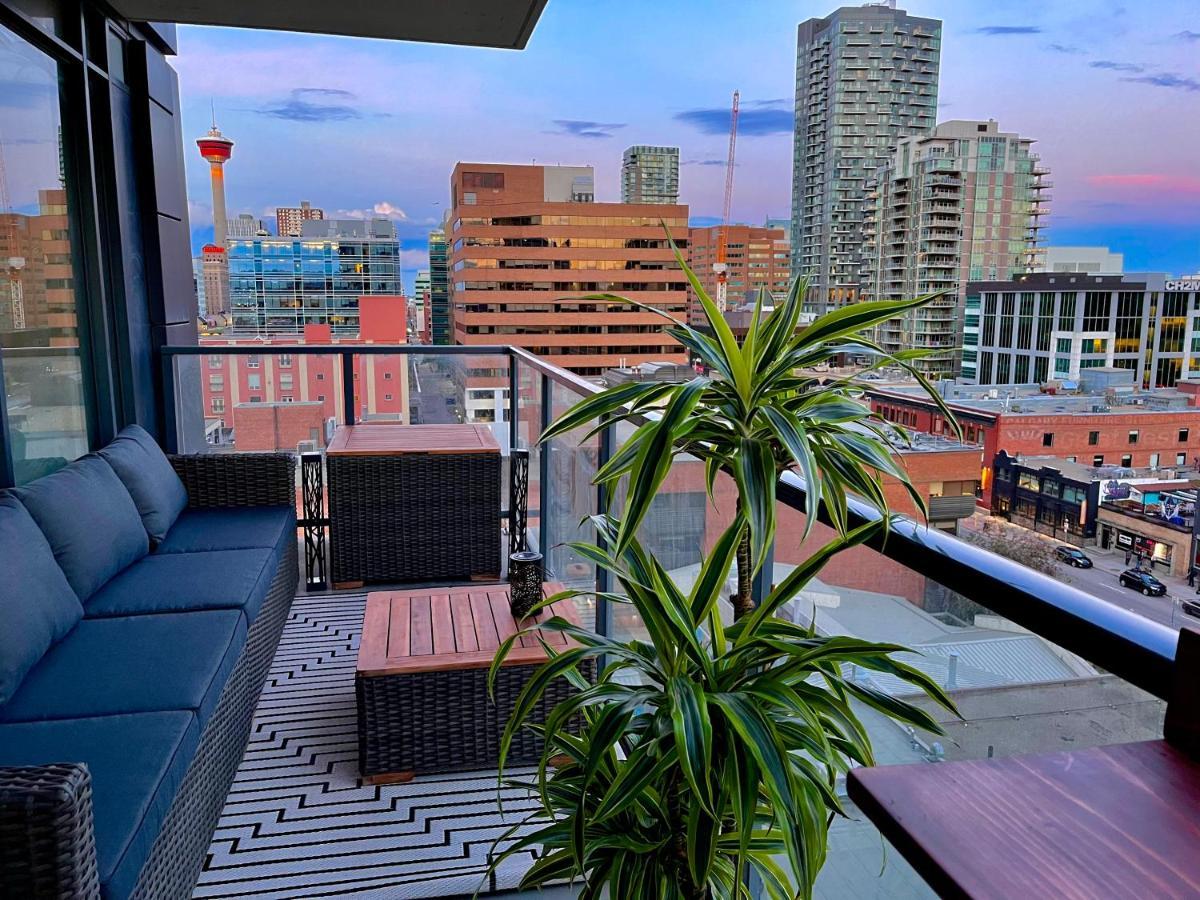 Luxury Dt, 2 Bedroom Deal, Private Balcony, Full Kitchen, Gym - Free Parking YYC Esterno foto