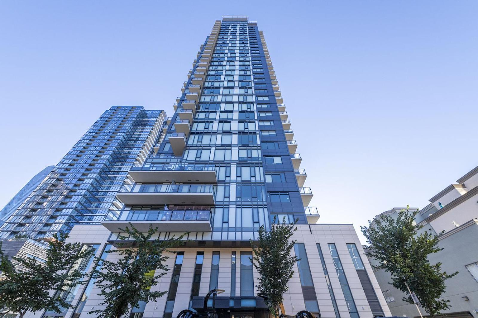 Luxury Dt, 2 Bedroom Deal, Private Balcony, Full Kitchen, Gym - Free Parking YYC Esterno foto